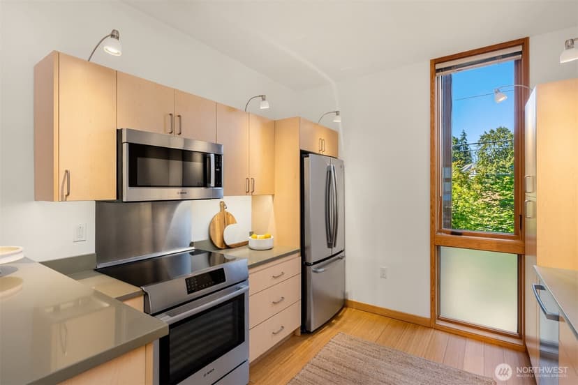 Property photo for 211 Wyatt Way NW #B204, Bainbridge Island photo 15