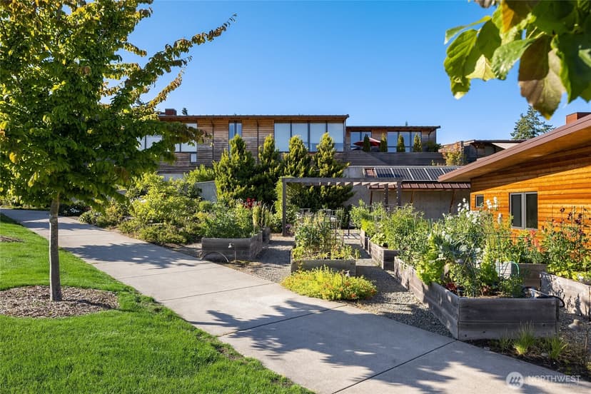 Property photo for 211 Wyatt Way NW #B204, Bainbridge Island photo 36