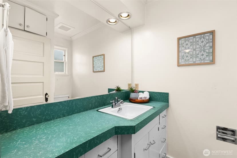 Property photo for 119 N 83rd Street, Seattle photo 15