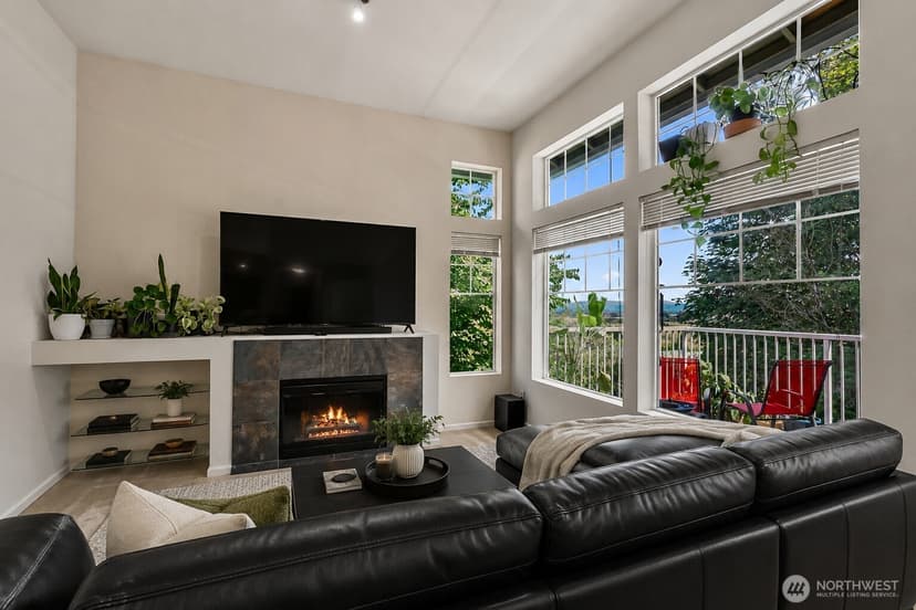 Property photo for 21250 40th Way S #B, SeaTac photo 4