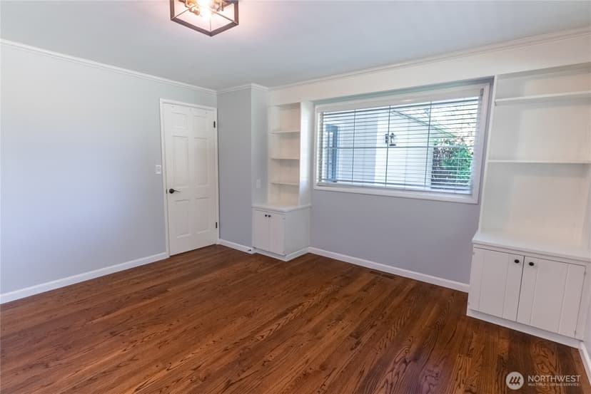 Property photo for 11315 Loma Place SW, Lakewood photo 21