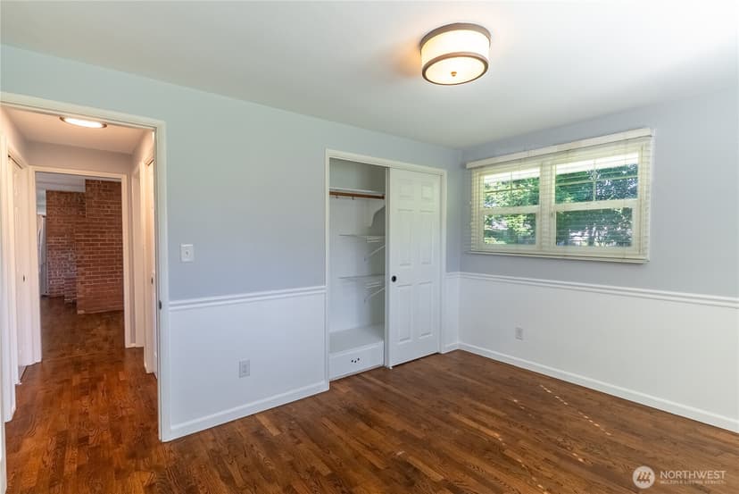 Property photo for 11315 Loma Place SW, Lakewood photo 30