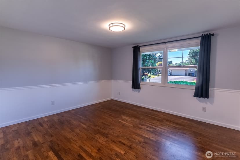 Property photo for 11315 Loma Place SW, Lakewood photo 27