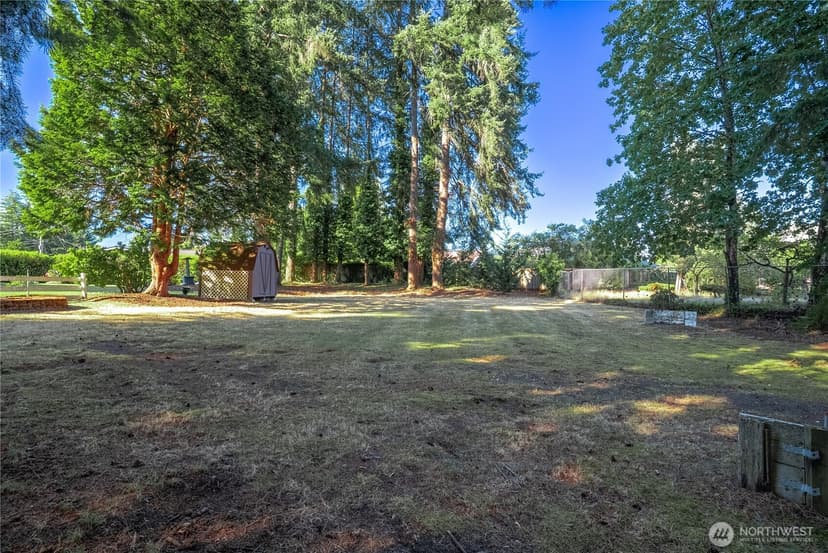 Property photo for 11315 Loma Place SW, Lakewood photo 37