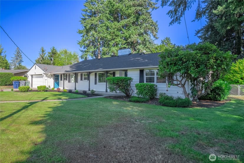 Property photo for 11315 Loma Place SW, Lakewood