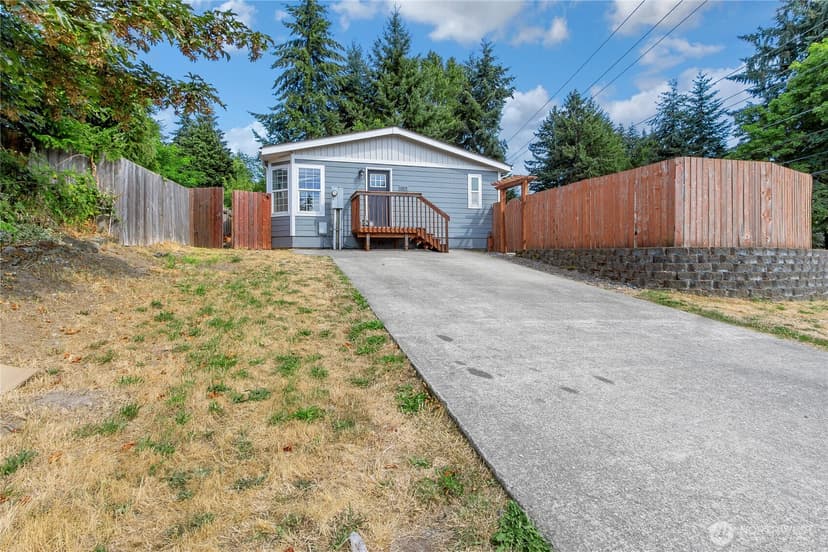 Property photo for 13217 9th Avenue Ct E, Tacoma photo 2