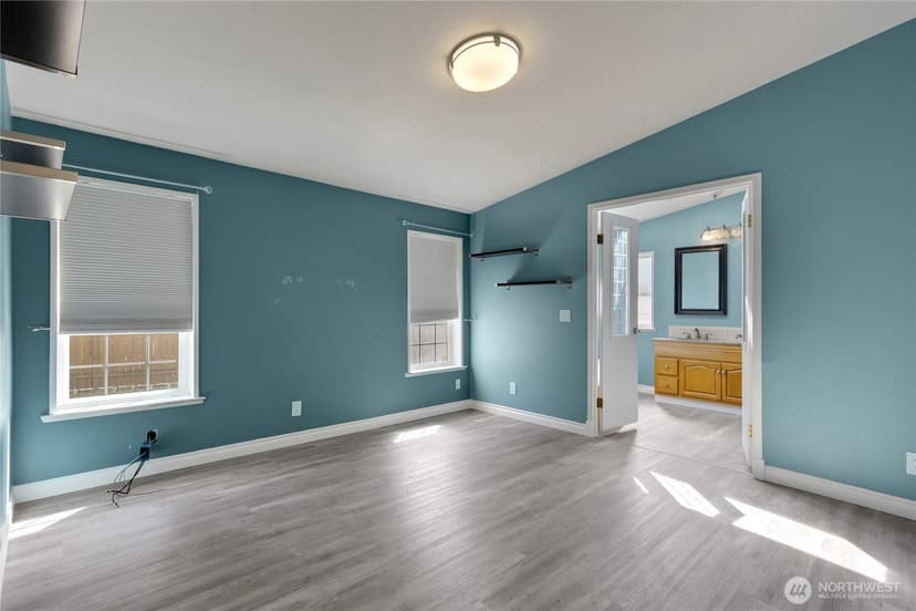 Property photo for 13217 9th Avenue Ct E, Tacoma photo 12