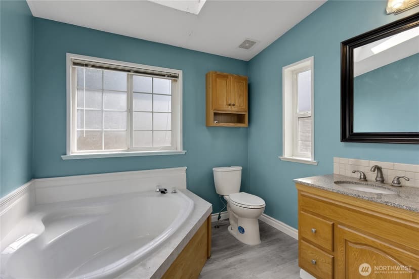 Property photo for 13217 9th Avenue Ct E, Tacoma photo 14