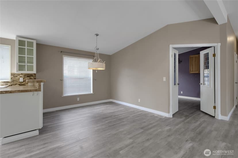 Property photo for 13217 9th Avenue Ct E, Tacoma photo 5