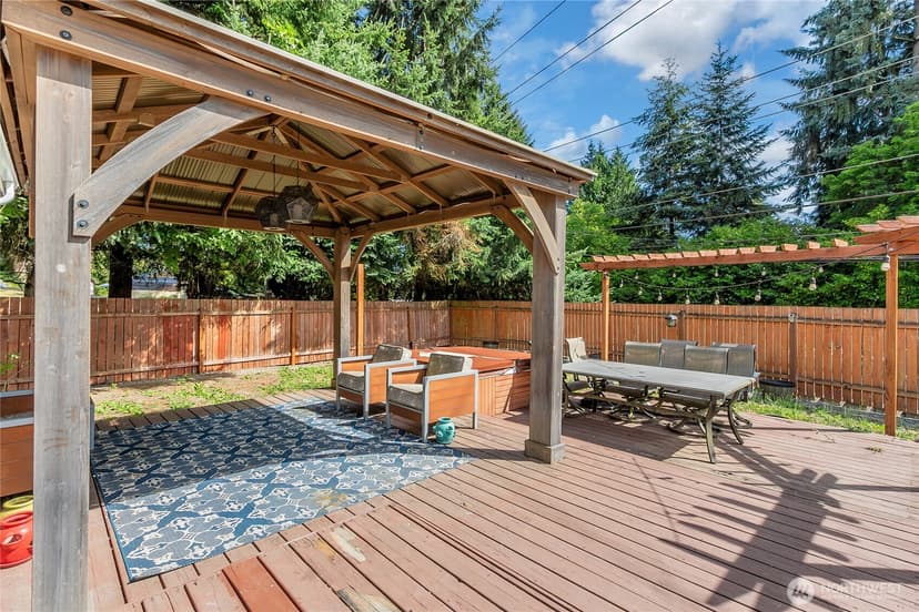 Property photo for 13217 9th Avenue Ct E, Tacoma photo 19