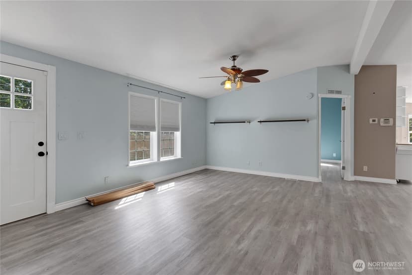 Property photo for 13217 9th Avenue Ct E, Tacoma photo 4