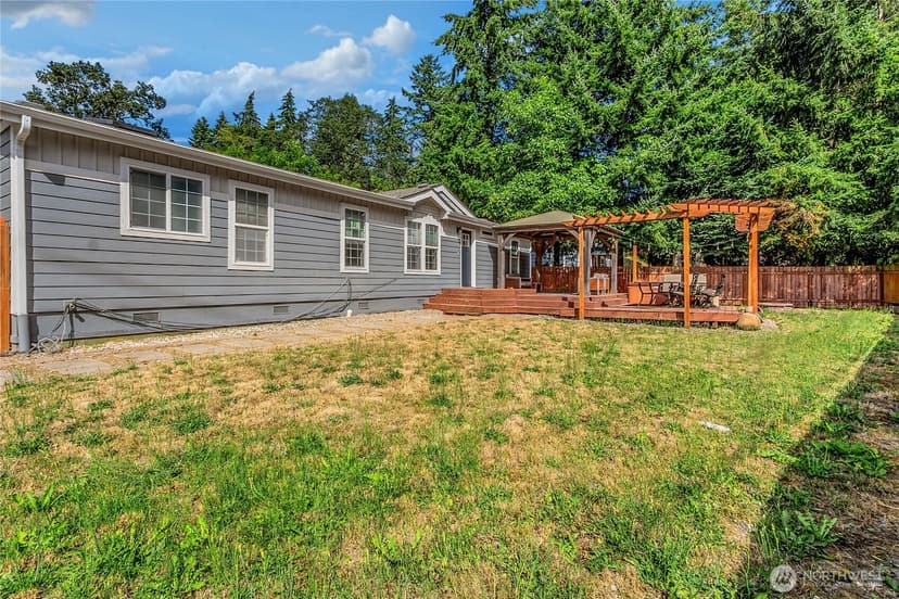 Property photo for 13217 9th Avenue Ct E, Tacoma photo 21