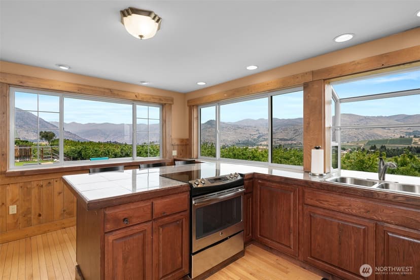 Property photo for 820 Summit Boulevard, Manson photo 13