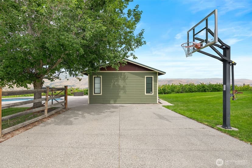 Property photo for 820 Summit Boulevard, Manson photo 29