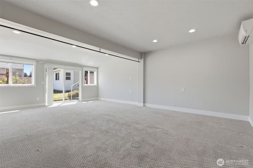 Property photo for 5402 34th Street Loop NE, Tacoma photo 26