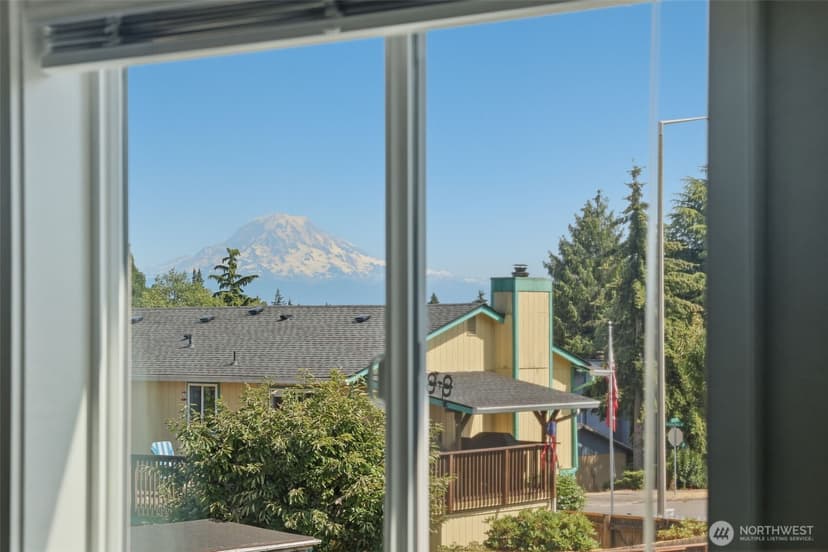 Property photo for 5402 34th Street Loop NE, Tacoma photo 10