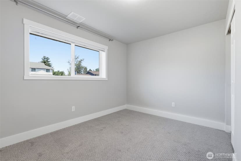 Property photo for 5402 34th Street Loop NE, Tacoma photo 20