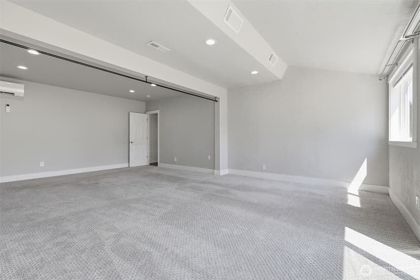 Property photo for 5402 34th Street Loop NE, Tacoma photo 25