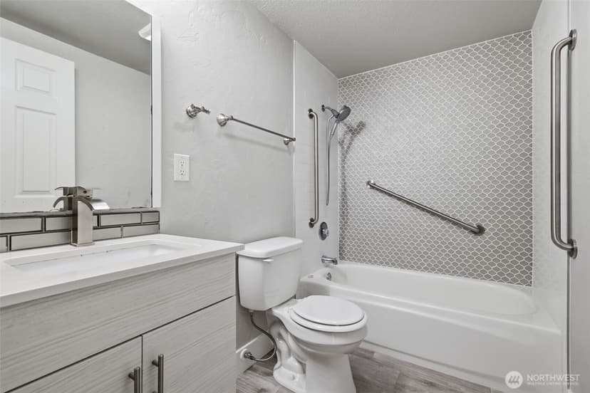 Property photo for 5402 34th Street Loop NE, Tacoma photo 23