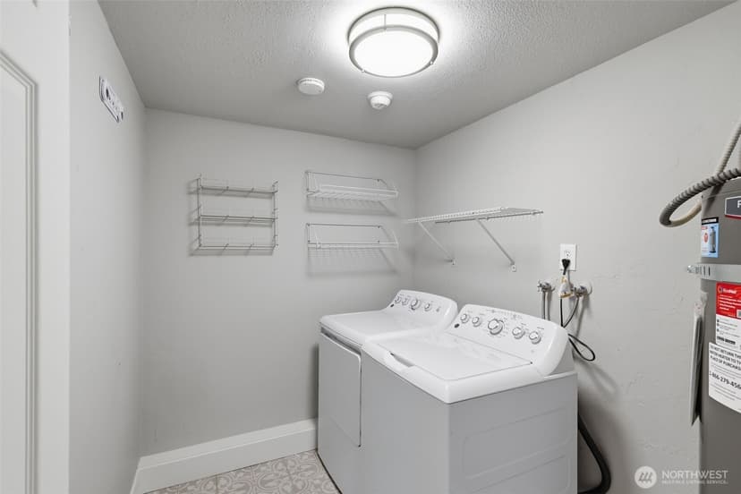 Property photo for 5402 34th Street Loop NE, Tacoma photo 24