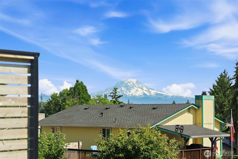 Property photo for 5402 34th Street Loop NE, Tacoma photo 15
