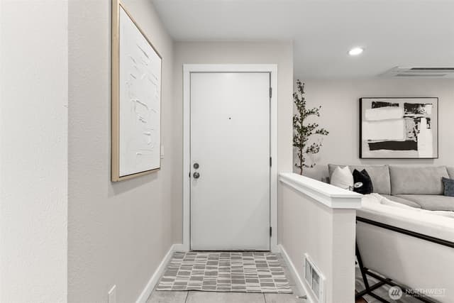 Property photo for 31500 33rd Place SW #U-206, Federal Way photo 5