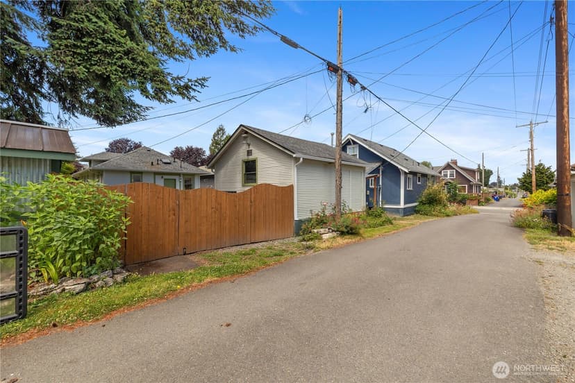 Property photo for 1705 Hoyt Avenue, Everett photo 28
