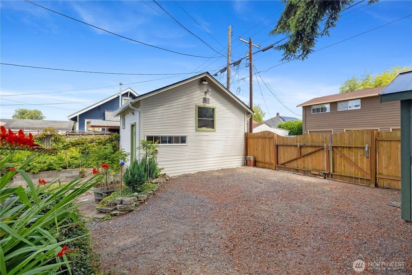 Property photo for 1705 Hoyt Avenue, Everett photo 30