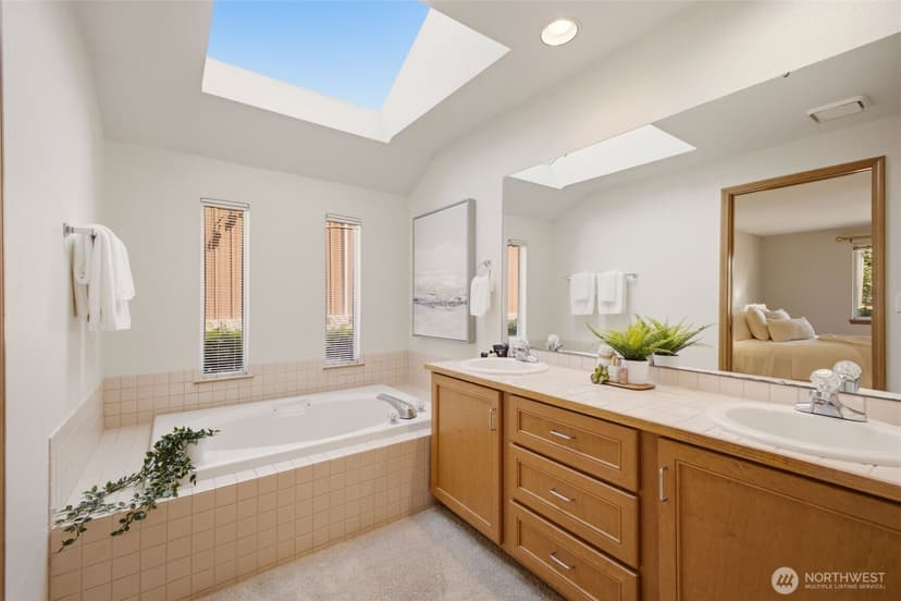 Property photo for 8917 81st Street SW, Lakewood photo 24