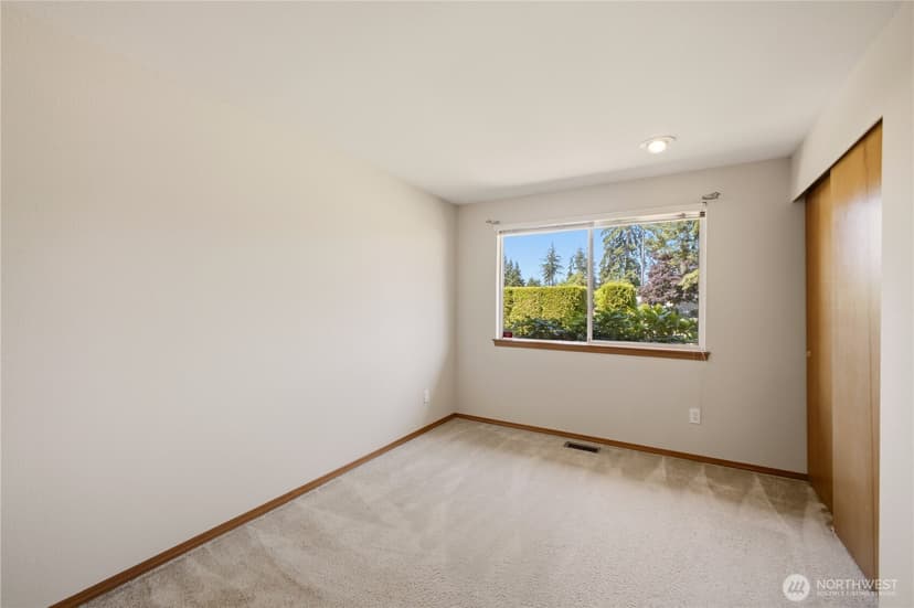 Property photo for 8917 81st Street SW, Lakewood photo 28