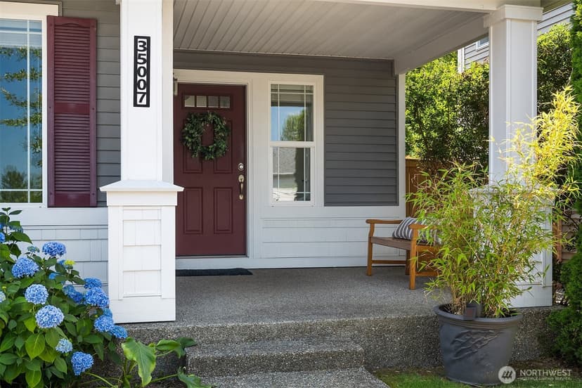 Property photo for 35007 SE Terrace Street, Snoqualmie photo 2