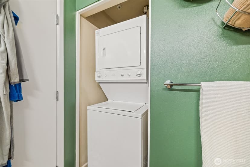 Property photo for 17 W Mercer Street #206, Seattle photo 17