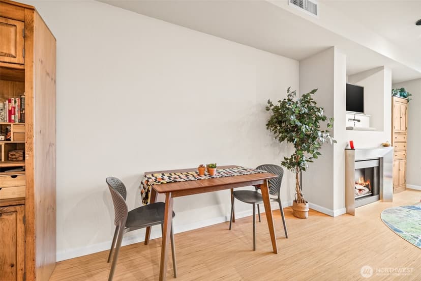 Property photo for 17 W Mercer Street #206, Seattle photo 9