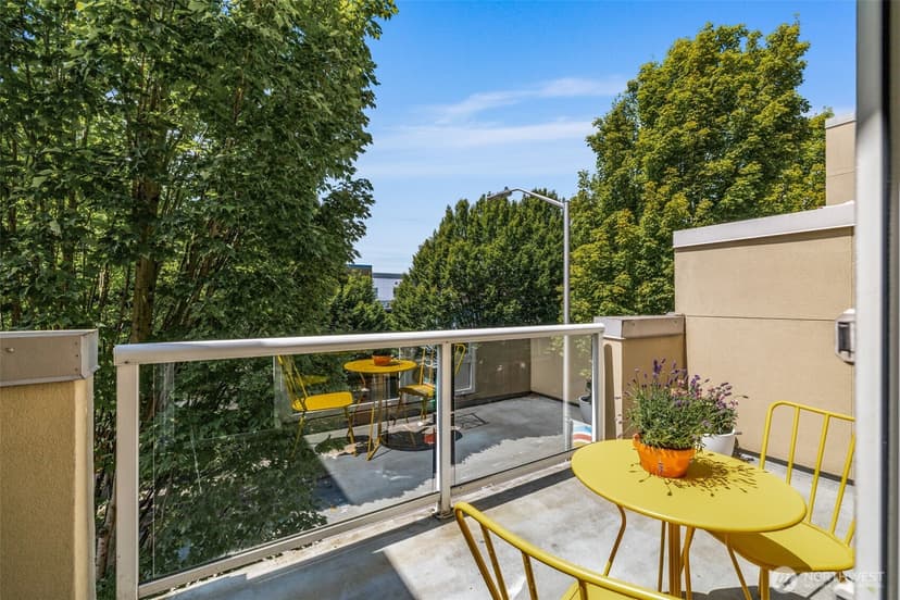 Property photo for 17 W Mercer Street #206, Seattle photo 21
