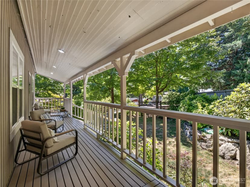 Property photo for 420 222nd Avenue NE, Sammamish photo 5