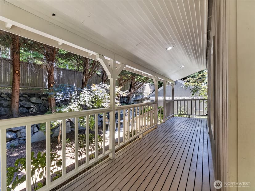 Property photo for 420 222nd Avenue NE, Sammamish photo 36