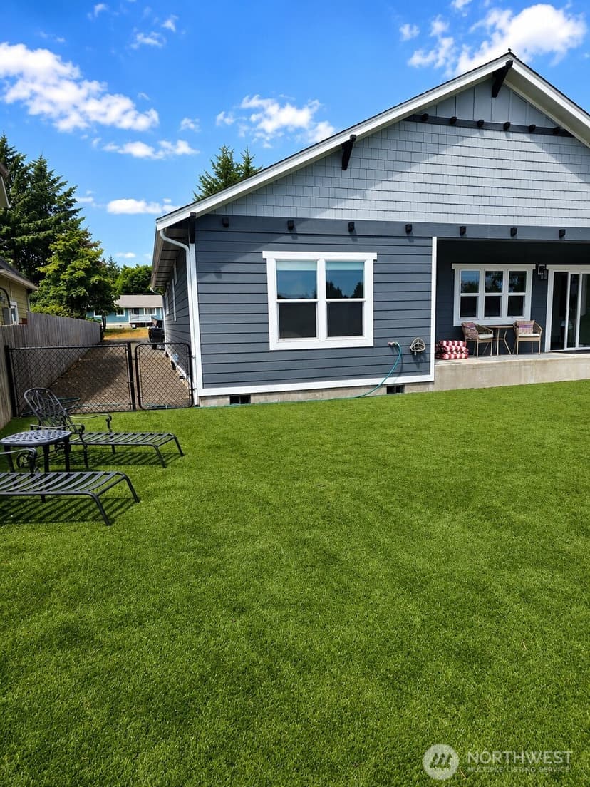 Property photo for 574 Weatherwax Loop NE, Ocean Shores photo 23