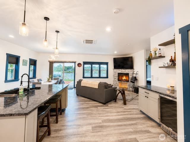 Property photo for 574 Weatherwax Loop NE, Ocean Shores photo 5
