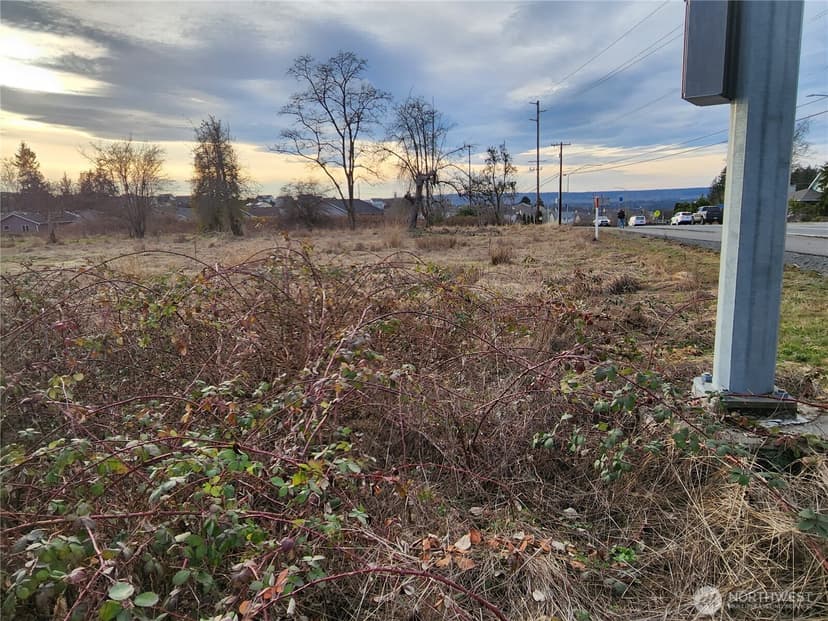 Property photo for 8420 83rd Avenue NE, Marysville photo 17