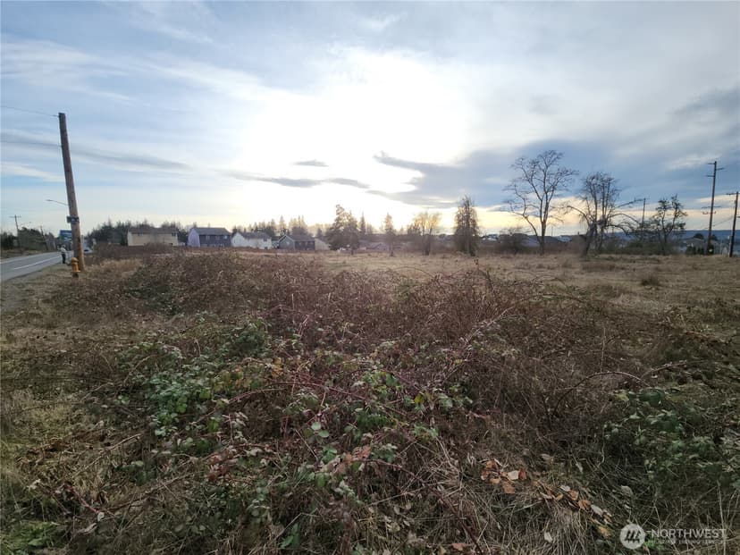 Property photo for 8420 83rd Avenue NE, Marysville photo 20