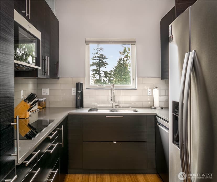 Property photo for 122 8th Avenue, Kirkland photo 15