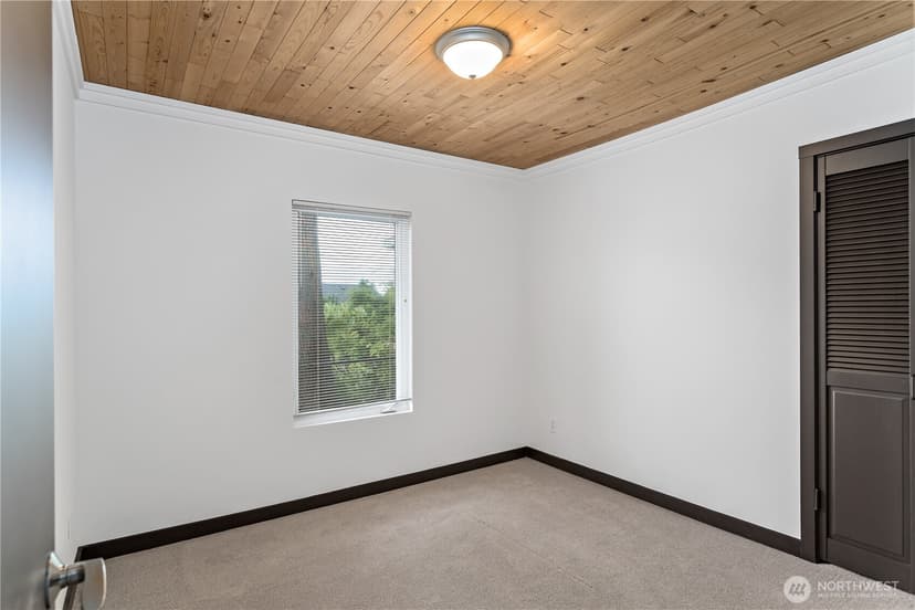 Property photo for 122 8th Avenue, Kirkland photo 8