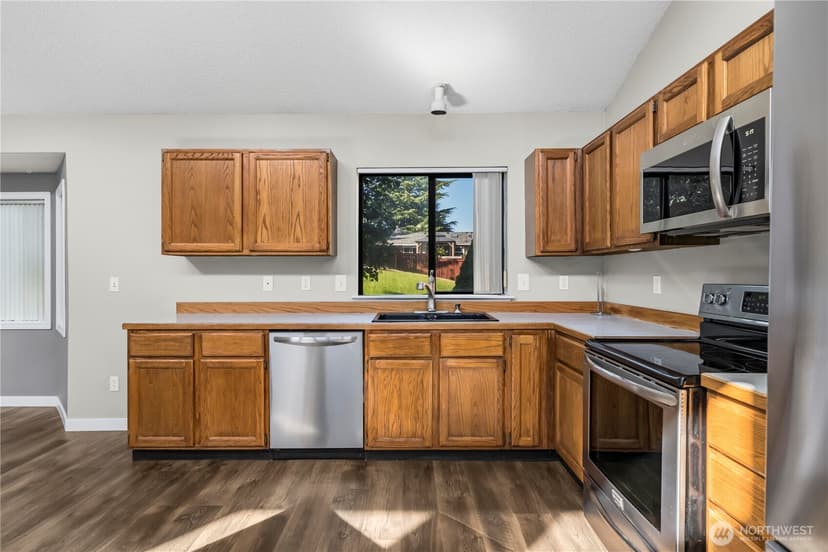 Property photo for 3531 Inverness Drive NE, Tacoma photo 4