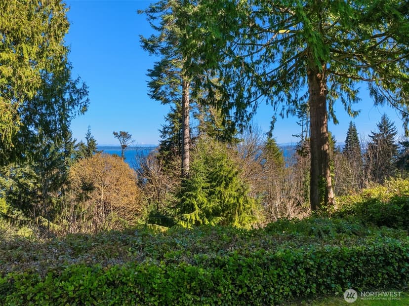 Property photo for 10700 NE Broomgerrie Road, Bainbridge Island photo 26