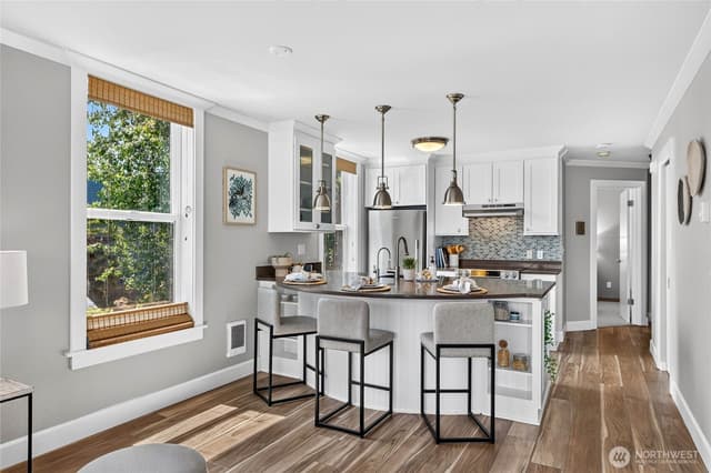 Property photo for 2920 Alki Avenue SW #207, Seattle photo 3