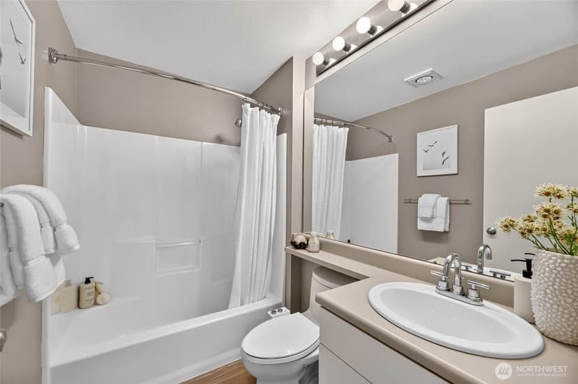 Property photo for 2920 Alki Avenue SW #207, Seattle photo 16