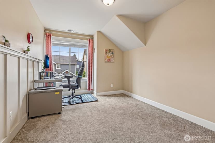 Property photo for 10015 1st Street NE, Lake Stevens photo 15