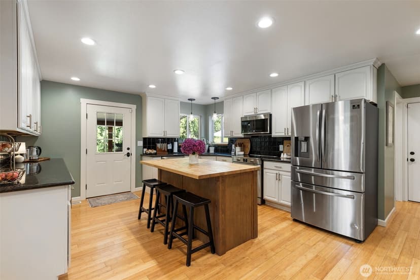 Property photo for 8843 Clearwater Lane SE, Port Orchard photo 14