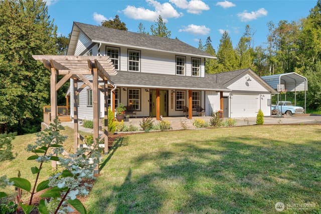 Property photo for 8843 Clearwater Lane SE, Port Orchard photo 4