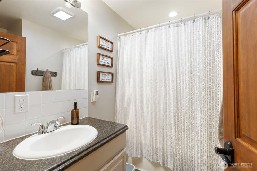 Property photo for 8843 Clearwater Lane SE, Port Orchard photo 22